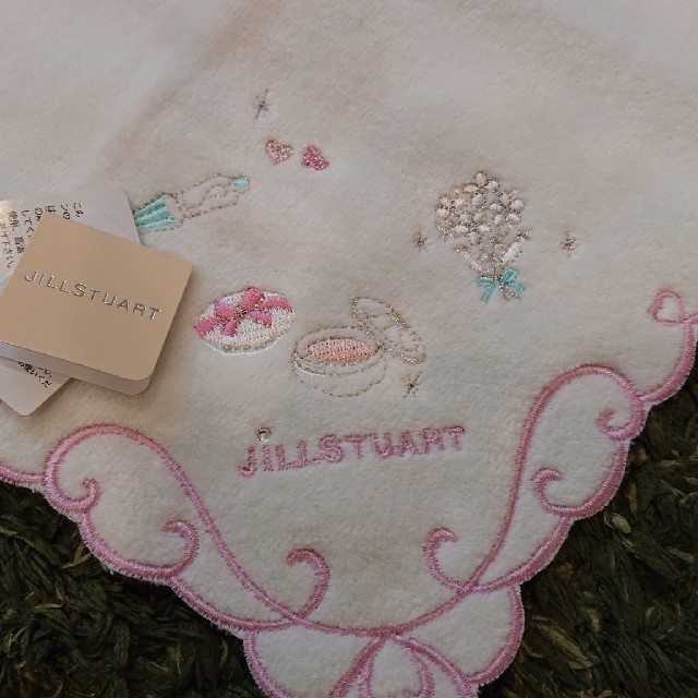JILLSTUART(ジルスチュアート)のタオルハンカチ レディースのファッション小物(ハンカチ)の商品写真