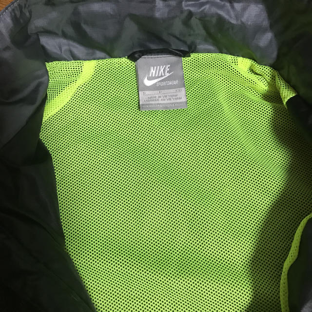 NIKE(ナイキ)のNIKE✴︎ウインドブレーカー キッズ/ベビー/マタニティのキッズ服男の子用(90cm~)(ジャケット/上着)の商品写真