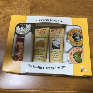 バーツビーズ(BURT'S BEES)のニャンニャン様専用 新品 バーツビーズ スキンケアセット(リップケア/リップクリーム)