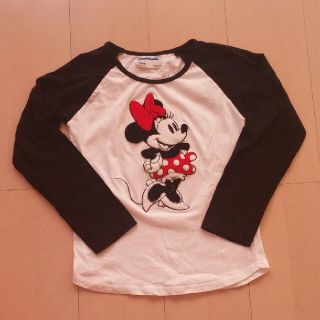 ディズニー(Disney)のミニーちゃん　Tシャツ　130㎝(Tシャツ/カットソー)