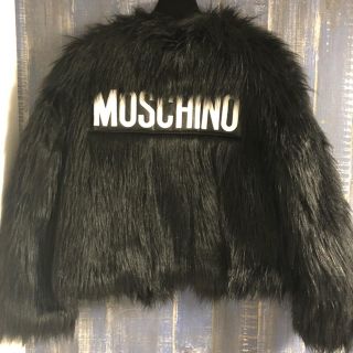 ☆希少☆高級☆LOVE MOSCHINO（ラブモスキーノ）ファーカーディガン