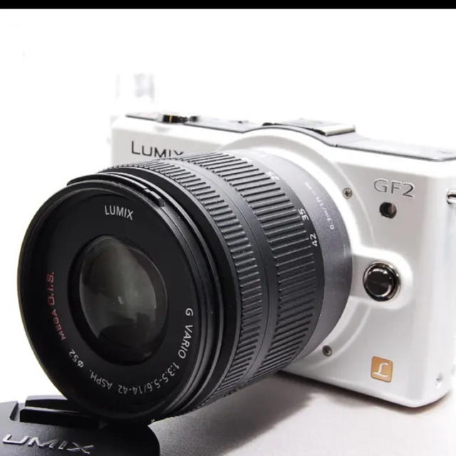 Panasonic(パナソニック)の★パナソニック LUMIX GF2 ホワイト 14-42mm レンズキット スマホ/家電/カメラのカメラ(デジタル一眼)の商品写真