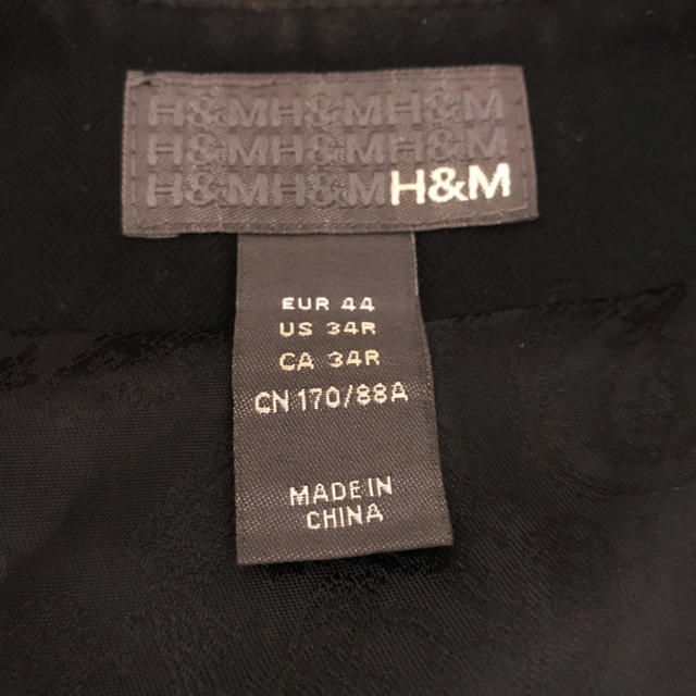 H&M(エイチアンドエム)のH&M ベスト Sサイズ メンズのトップス(ベスト)の商品写真