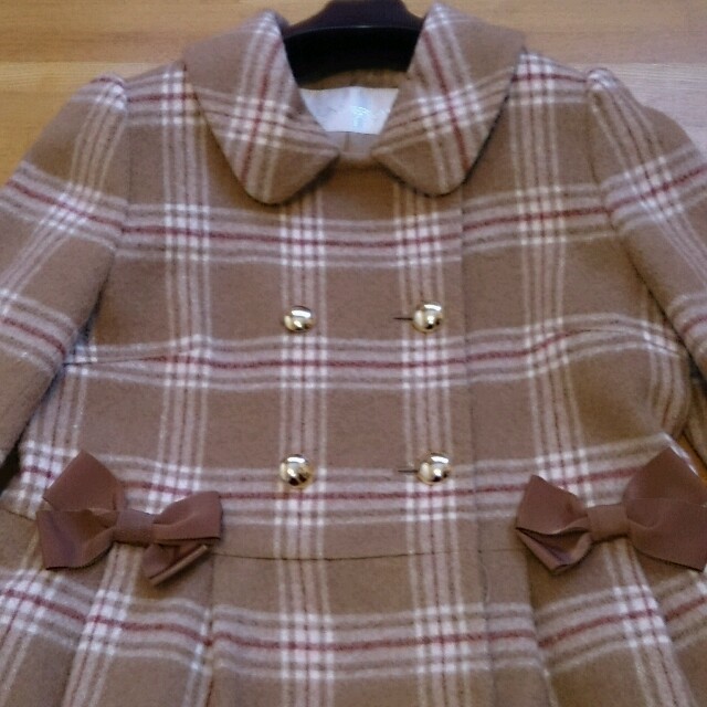 STRAWBERRY-FIELDS(ストロベリーフィールズ)のユニバーバルミューズ  リボン  コート レディースのジャケット/アウター(ピーコート)の商品写真