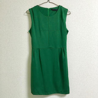 グリーン ワンピース ドレス(ミニワンピース)