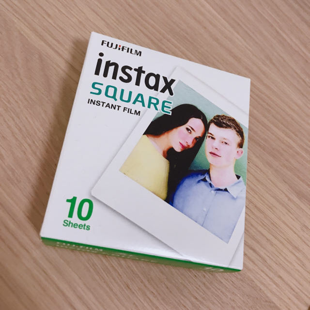 富士フイルム(フジフイルム)のインスタントフィルム instax SQUARE スマホ/家電/カメラのカメラ(フィルムカメラ)の商品写真