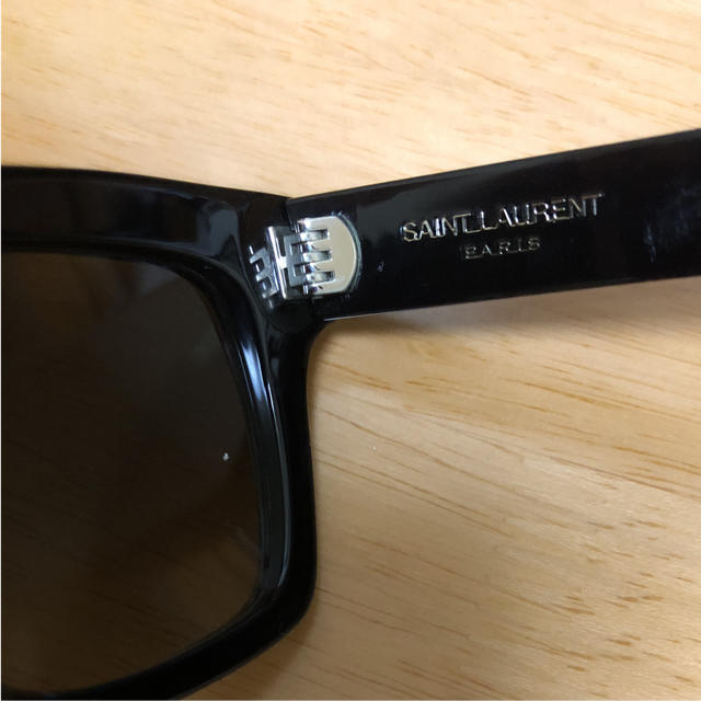 Saint Laurent(サンローラン)のSaint laurent paris BOLD1 サングラス 黒 メンズのファッション小物(サングラス/メガネ)の商品写真