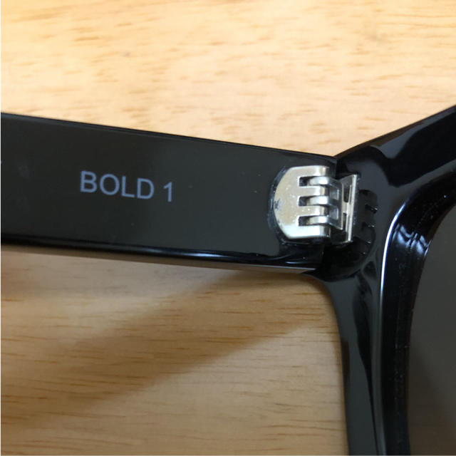 Saint Laurent(サンローラン)のSaint laurent paris BOLD1 サングラス 黒 メンズのファッション小物(サングラス/メガネ)の商品写真