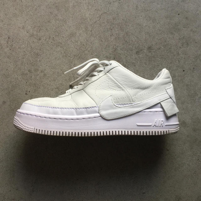 NIKE WMNS AIR FORCE 1 JESTER XX