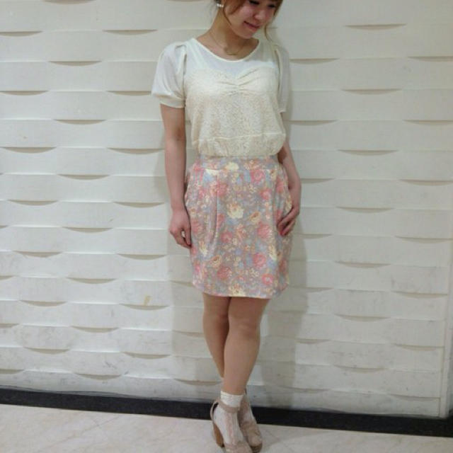 mysty woman(ミスティウーマン)の花柄タイトスカート♡ レディースのスカート(ミニスカート)の商品写真