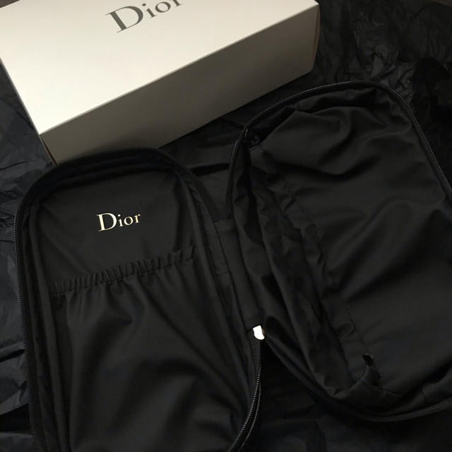 Dior(ディオール)の最終値下げ非売品 Diorノベルティ クリスマス2017 エンタメ/ホビーのコレクション(ノベルティグッズ)の商品写真