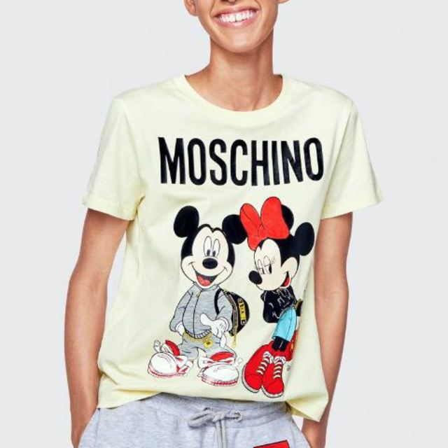 MOSCHINO(モスキーノ)の値下げ！ H&M MOSCHINOミッキー＆ミニー TシャツS未開封 レディースのトップス(Tシャツ(半袖/袖なし))の商品写真