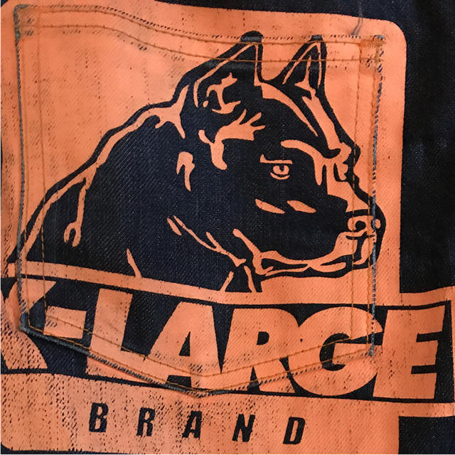 XLARGE(エクストララージ)のXLARGE ジンズ レディースのパンツ(デニム/ジーンズ)の商品写真