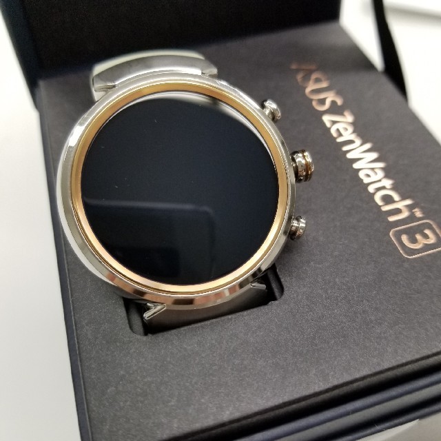 ASUS(エイスース)の入手困難！ASUS ZenWatch3 androidwear スマートウォッチ メンズの時計(腕時計(デジタル))の商品写真