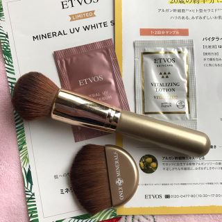 エトヴォス(ETVOS)のミネラルファンデーションブラシ   エトヴォスローション(その他)