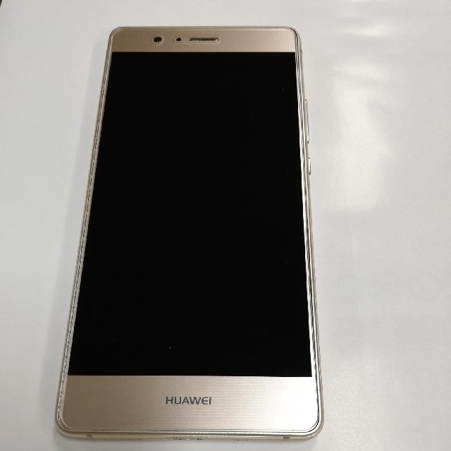 ANDROID(アンドロイド)のHUAWEI P9 lite PREMIUM  スマホ/家電/カメラのスマートフォン/携帯電話(スマートフォン本体)の商品写真