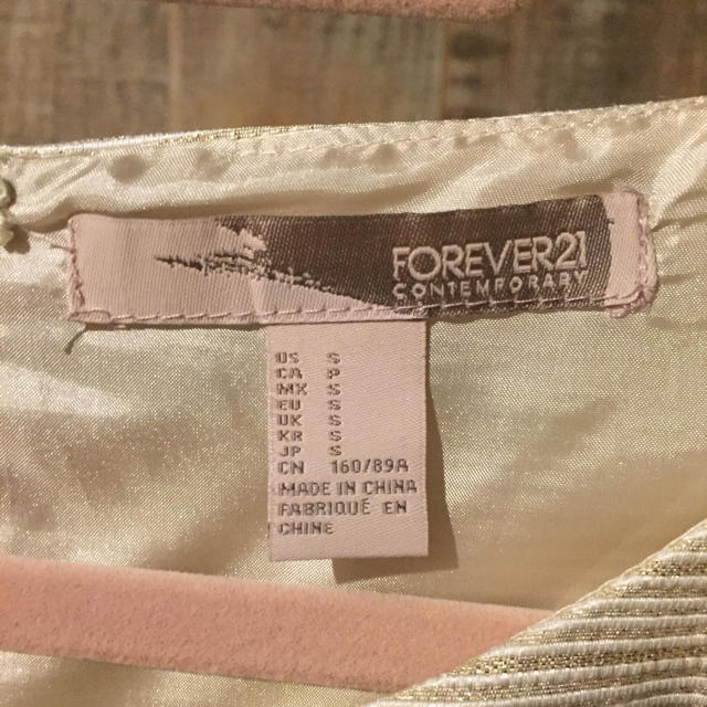 FOREVER 21(フォーエバートゥエンティーワン)の【FOREVER21】ワンピース レディースのワンピース(ひざ丈ワンピース)の商品写真