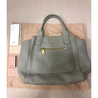 ミュウミュウ(miumiu)のまゆみちゃん様専用 miumiu vitello caribu pomice(トートバッグ)