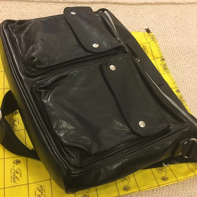 Felisi(フェリージ)のFelisi フェリージ レザー ショルダーバッグ ブラック 12/45 メンズのバッグ(ショルダーバッグ)の商品写真
