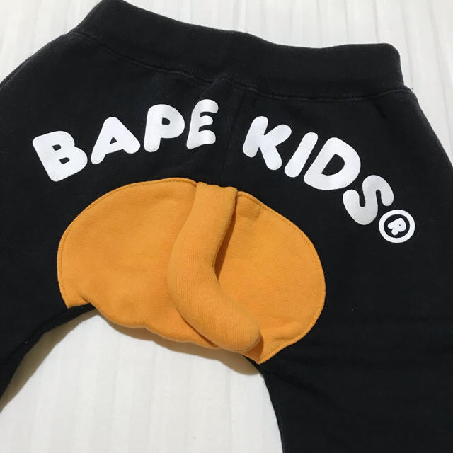 A BATHING APE(アベイシングエイプ)のBAPE KIDS おサルさんパンツ 80サイズ キッズ/ベビー/マタニティのベビー服(~85cm)(パンツ)の商品写真