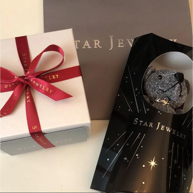 STAR JEWELRY(スタージュエリー)のすず様専用 新品 スタージュエリー 2018クリスマス 限定 レディースのファッション小物(腕時計)の商品写真