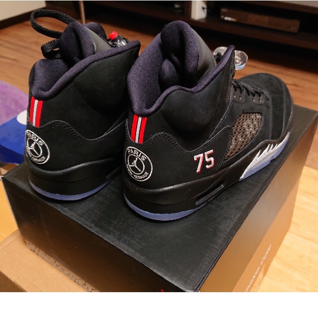 NIKE(ナイキ)のNIKE AIR JORDAN 5 PSG エアジョーダン 27.5 新品未使用 メンズの靴/シューズ(スニーカー)の商品写真