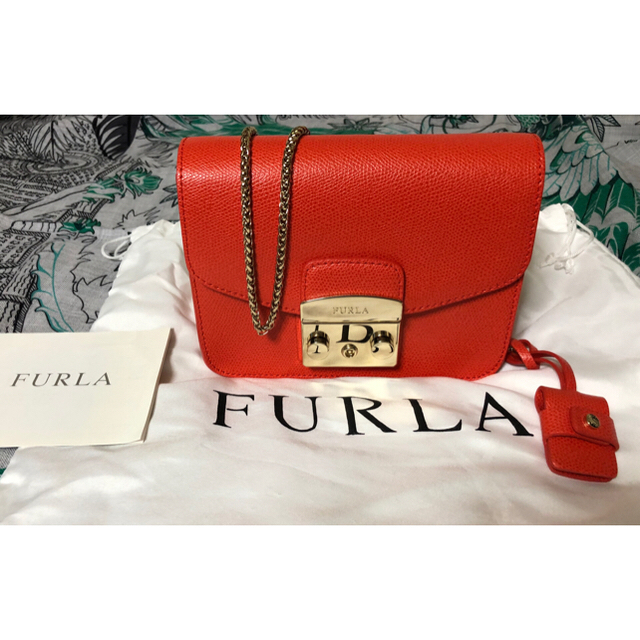 Furla(フルラ)のyua♡様専用 FURLA メトロポリス オレンジ レディースのバッグ(ショルダーバッグ)の商品写真