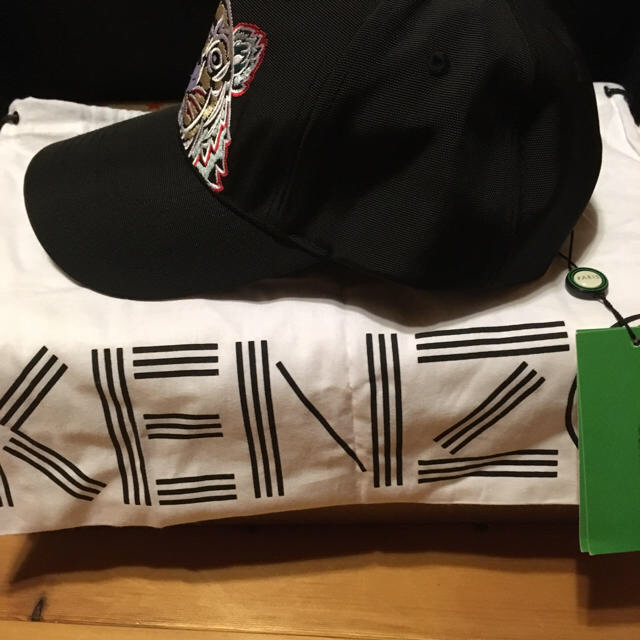 KENZO(ケンゾー)の新品 KENZOタイガーキャップ ブラック レディースの帽子(キャップ)の商品写真