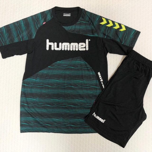 hummel(ヒュンメル)のこず様専用 hummel 上下 セット L サイズ 新品 未使用 半袖 スポーツ/アウトドアのサッカー/フットサル(ウェア)の商品写真