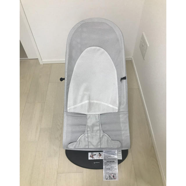 BABYBJORN(ベビービョルン)のBABY BJORN バウンサー 白メッシュ キッズ/ベビー/マタニティの寝具/家具(その他)の商品写真