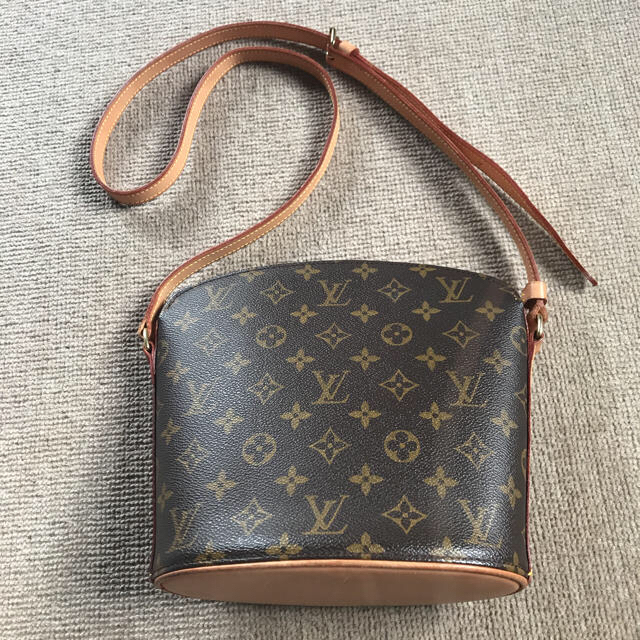 LOUIS VUITTON(ルイヴィトン)のルイヴィトン モノグラム ドルーオ ショルダーバッグ レディースのバッグ(ショルダーバッグ)の商品写真