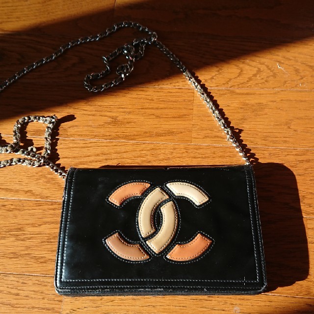 CHANEL(シャネル)のシャネルのチェーンウォレット レディースのファッション小物(財布)の商品写真