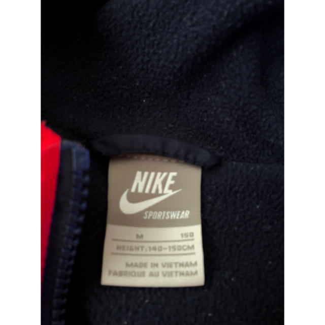 NIKE(ナイキ)のNIKEジャンパー 150 キッズ/ベビー/マタニティのキッズ服男の子用(90cm~)(ジャケット/上着)の商品写真