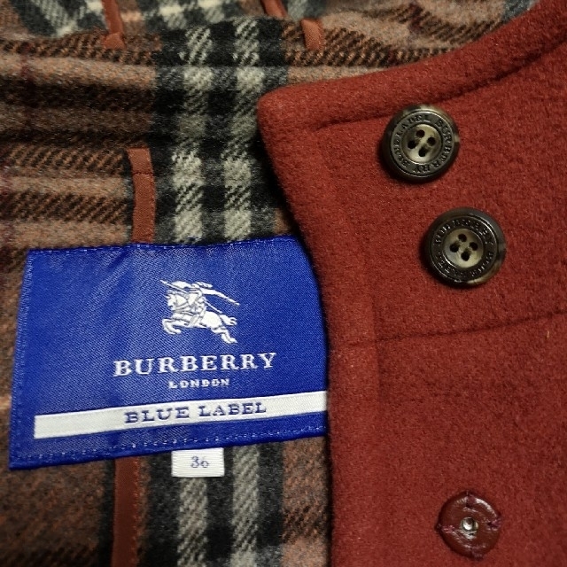 BURBERRY BLUE LABEL(バーバリーブルーレーベル)のBURBERRYブルーレーベル　ダッフルコート レディースのジャケット/アウター(ダッフルコート)の商品写真