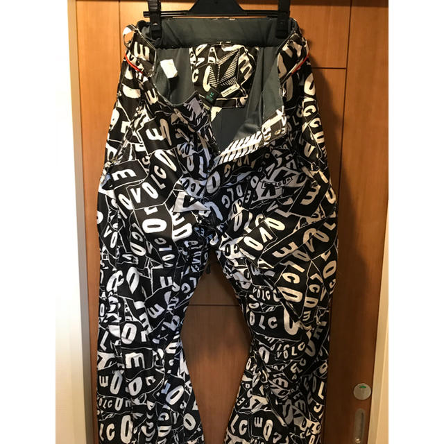 VOLCOM ボルコム スノーボードウエア ロゴ 総柄 パンツ ボトム Mサイズ | フリマアプリ ラクマ