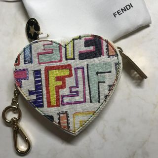 フェンディ(FENDI)のフェンディ   ズッカ コインケース ハート ロゴ マルチカラー キーチェーン(キーホルダー)