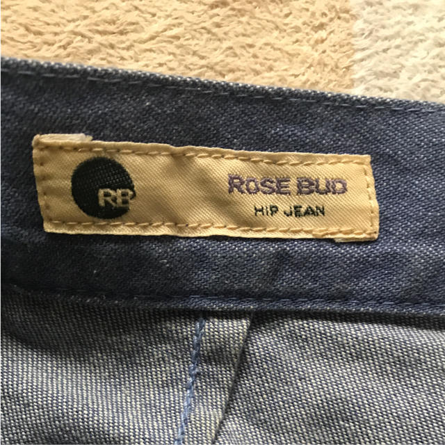 ROSE BUD(ローズバッド)のデニムショートパンツ レディースのパンツ(デニム/ジーンズ)の商品写真