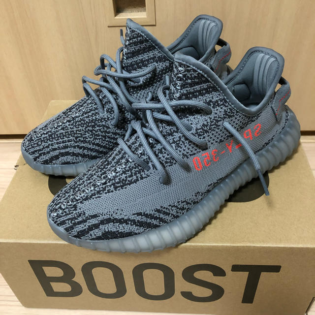 adidas(アディダス)のyeezy boost 350 v2 beluga 2.0 26.5cm メンズの靴/シューズ(スニーカー)の商品写真