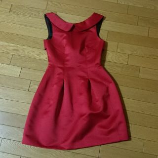 ザラ(ZARA)のZARA 真っ赤なパーティーワンピース(ミニワンピース)