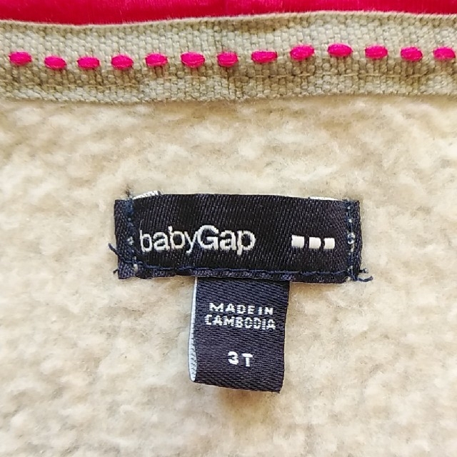babyGAP(ベビーギャップ)のbabyGap　パーカー 3才児用 キッズ/ベビー/マタニティのキッズ服女の子用(90cm~)(ジャケット/上着)の商品写真