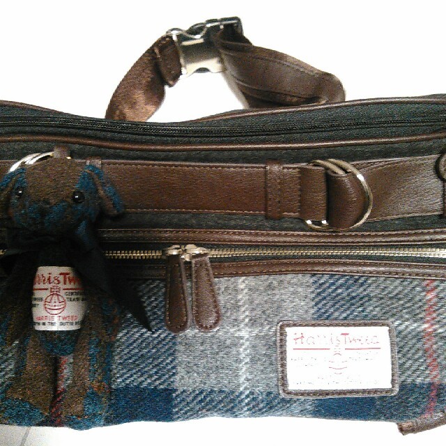Harris Tweed(ハリスツイード)のHarris Tweed ウェストポーチ　チャームおまけ付き レディースのバッグ(ショルダーバッグ)の商品写真