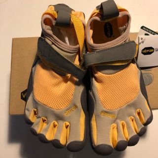 ビブラム(vibram)のVibram FiveFingers/W36(22.5cm)(スニーカー)