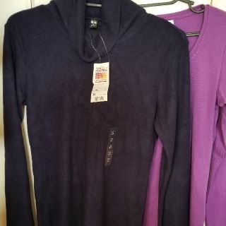 ユニクロ(UNIQLO)の♪専用♪ユニクロMサイズロンT2枚セット♪ヒートテックプレミアムコットン(Tシャツ(長袖/七分))