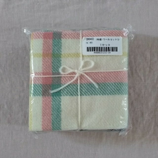 check&stripe 　ウールセット(レシピ付き) ハンドメイドの素材/材料(生地/糸)の商品写真