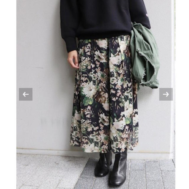 【新品タグ付】FRAMeWORK 楊柳花柄スカート165cm着用サイズ