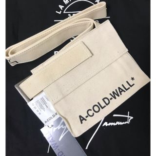 オフホワイト(OFF-WHITE)のa cold wall バック(ショルダーバッグ)