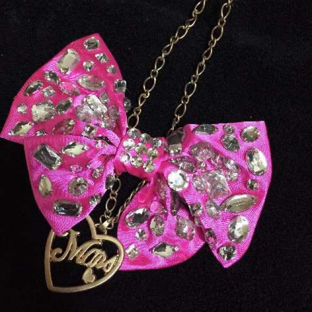 MA＊RS(マーズ)の未使用MA*RSマーズ派手かわデカリボン ストーンたっぷりハートロゴ ネックレス レディースのアクセサリー(ネックレス)の商品写真