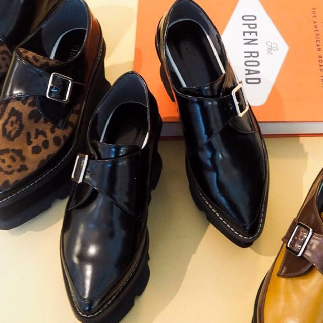 MURUA(ムルーア)の【MURUA】ベロアソールローファー レディースの靴/シューズ(ローファー/革靴)の商品写真