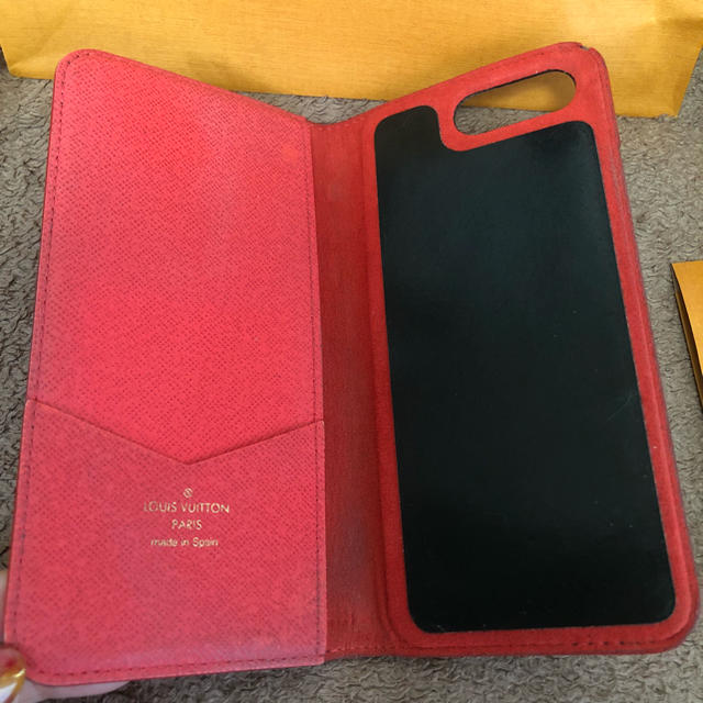 LOUIS VUITTON(ルイヴィトン)のルイヴィトン LV  IPHONE7 PLUS＆8 PLUS フォリオ レッド スマホ/家電/カメラのスマホアクセサリー(iPhoneケース)の商品写真