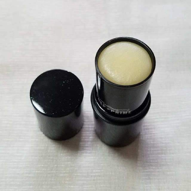 MAC(マック)の新品同様♡MAC プレッププライム オイルスティック コスメ/美容のスキンケア/基礎化粧品(フェイスオイル/バーム)の商品写真